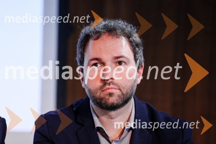  Vito Žuraj, skladateljNovinarska konferenca Cankarjevega doma s predstavitvijo nove sezone 2023/24