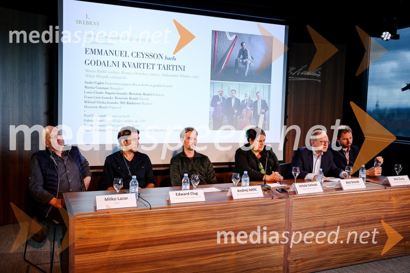  Milko Lazar, skladatelj, pianist;  Edward Clug, umetniški direktor, Balet SNG Maribor;  Andrej Jaklič, Cankarjev dom;  Uršula Cetinski, generalna direktorica, Cankarjev dom; mag. Aleš Drenik, vodja programa resne glasbe, opere in balet, Cankarjev dom;  Vito Žuraj, skladateljNovinarska konferenca Cankarjevega doma s predstavitvijo nove sezone 2023/24