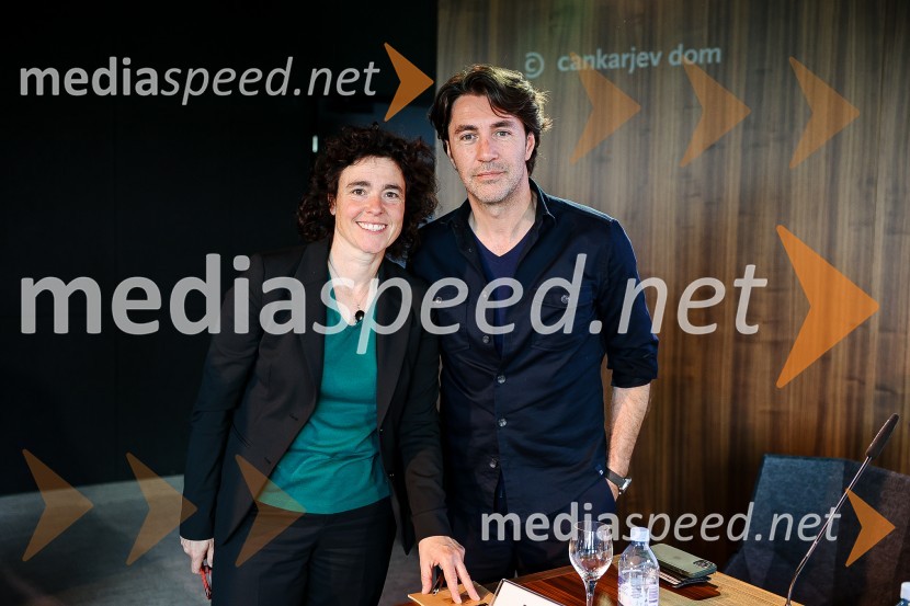 dr. Alix Landgrebe, direktorica, Goethe Institut v Ljubljani;  Edward Clug, umetniški direktor, Balet SNG MariborNovinarska konferenca Cankarjevega doma s predstavitvijo nove sezone 2023/24