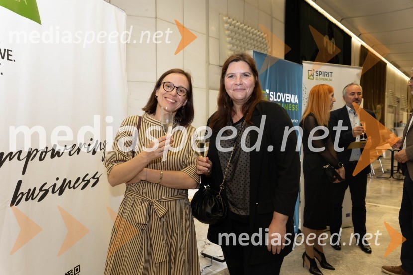  ... ;  Teja Pelko, novinarka, Svet24Sezono zlatega abonmaja v Cankarjevem domu sklenil Orkester Tonkünstler