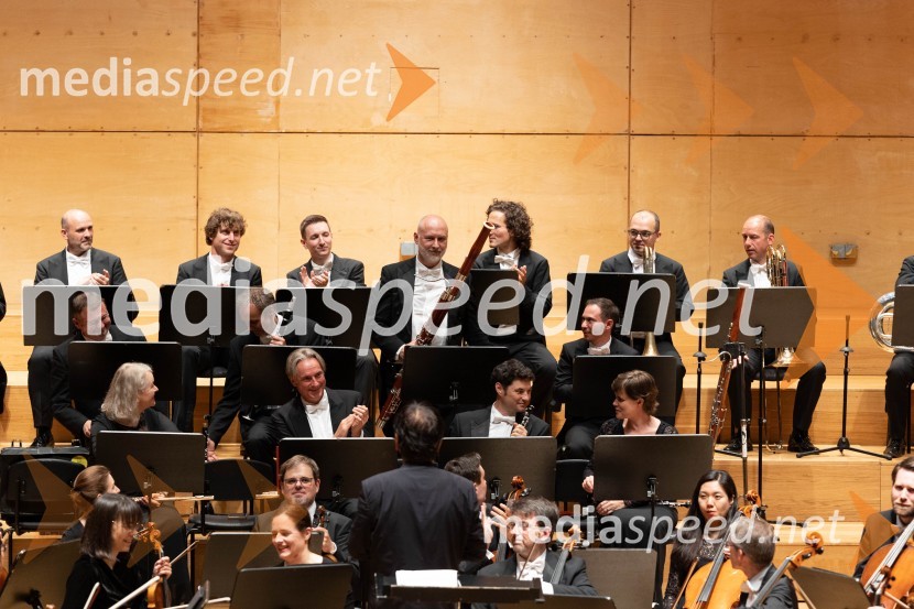  Yutaka Sado, dirigentSezono zlatega abonmaja v Cankarjevem domu sklenil Orkester Tonkünstler