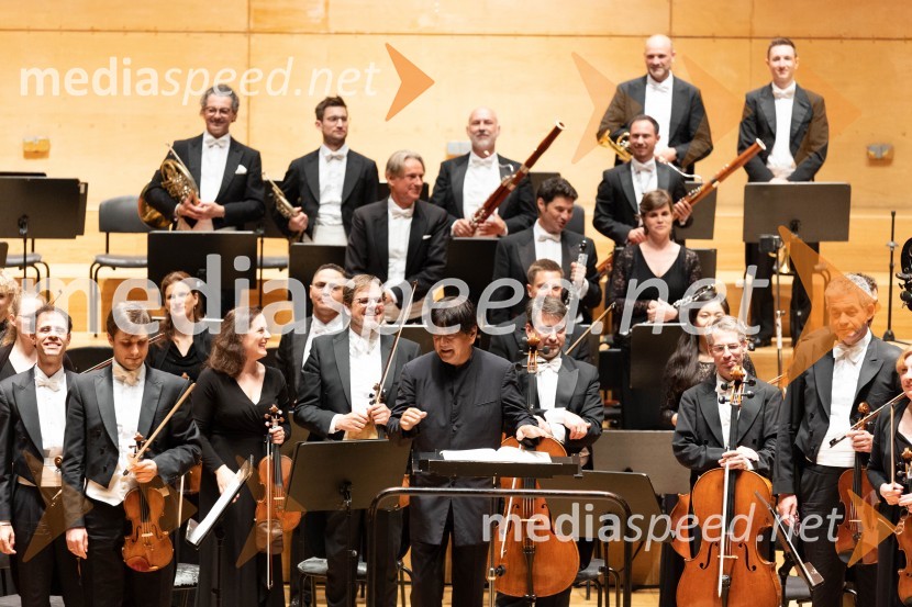  Yutaka Sado, dirigentSezono zlatega abonmaja v Cankarjevem domu sklenil Orkester Tonkünstler