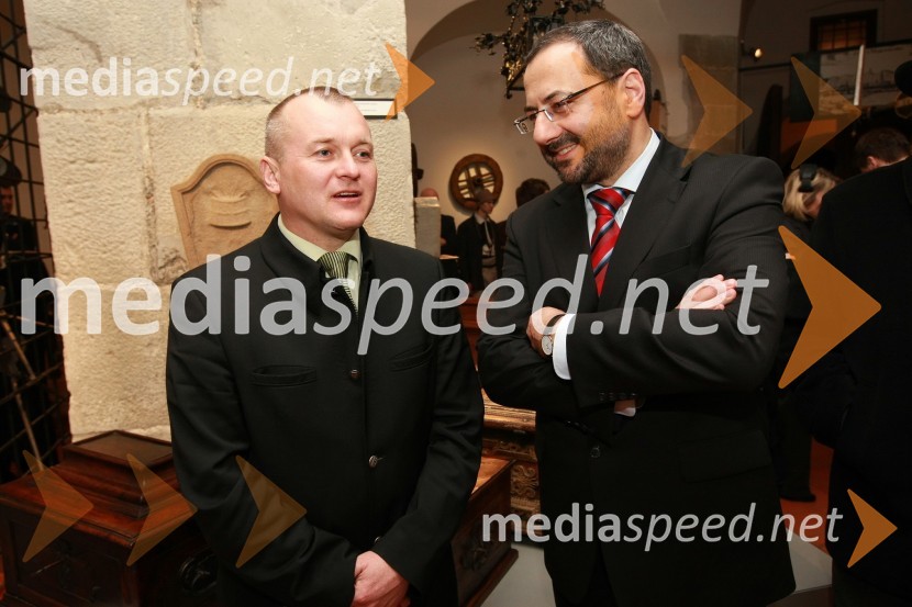 Franc Kangler, župan Maribora in dr. József Györkös, državni sekretar Ministrstva za visoko šolstvo, znanost in tehnologijoMed bliščem in bedo srednjega veka, odprtje drugega dela stalne razstave v Pokrajinskem muzeju Maribor