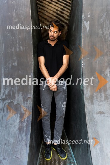  Luka Šulić, čelist, 2 CellosLuka Šulić, portret člana dua 2Cellos