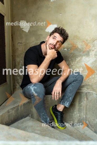  Luka Šulić, čelist, 2 CellosLuka Šulić, portret člana dua 2Cellos