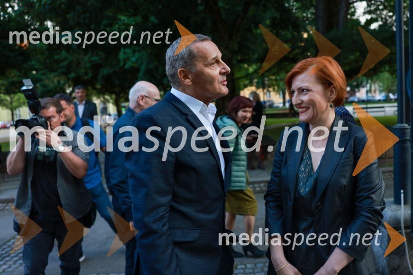  Danilo Rošker, direktor SNG Maribor; dr. Asta Vrečko, ministrica za kulturo58. Borštnikovo srečanje, slavnostna otvoritev s predstavo La Tempesta / Vihar