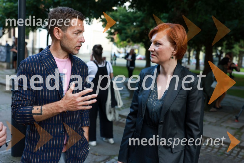  Aleš Novak, umetniški direktor Festival Borštnikovo srečanje; dr. Asta Vrečko, ministrica za kulturo58. Borštnikovo srečanje, slavnostna otvoritev s predstavo La Tempesta / Vihar