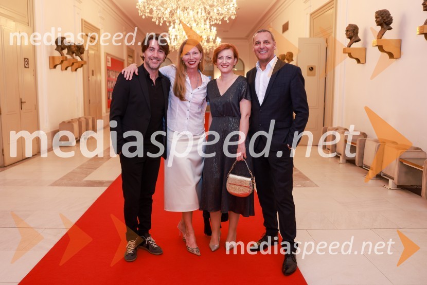  Edward Clug, umetniški direktor, Balet SNG Maribor;  Nataša Matjašec Rošker, igralka; dr. Asta Vrečko, ministrica za kulturo;  Danilo Rošker, direktor SNG Maribor58. Borštnikovo srečanje, slavnostna otvoritev s predstavo La Tempesta / Vihar