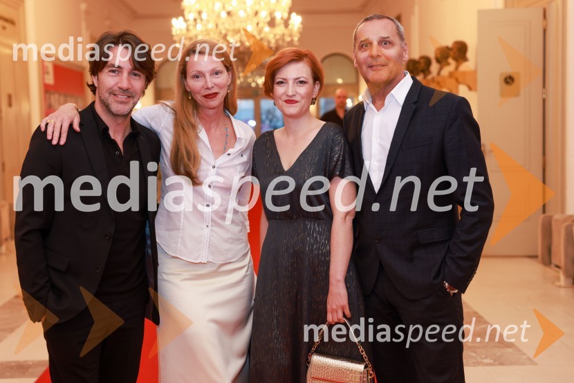  Edward Clug, umetniški direktor, Balet SNG Maribor;  Nataša Matjašec Rošker, igralka; dr. Asta Vrečko, ministrica za kulturo;  Danilo Rošker, direktor SNG Maribor58. Borštnikovo srečanje, slavnostna otvoritev s predstavo La Tempesta / Vihar