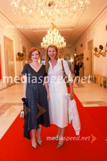 dr. Asta Vrečko, ministrica za kulturo;  Nataša Matjašec Rošker, igralka58. Borštnikovo srečanje, slavnostna otvoritev s predstavo La Tempesta / Vihar