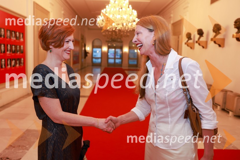 dr. Asta Vrečko, ministrica za kulturo;  Nataša Matjašec Rošker, igralka58. Borštnikovo srečanje, slavnostna otvoritev s predstavo La Tempesta / Vihar