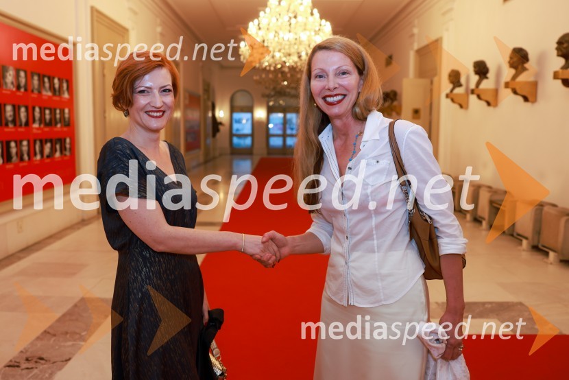 dr. Asta Vrečko, ministrica za kulturo;  Nataša Matjašec Rošker, igralka58. Borštnikovo srečanje, slavnostna otvoritev s predstavo La Tempesta / Vihar