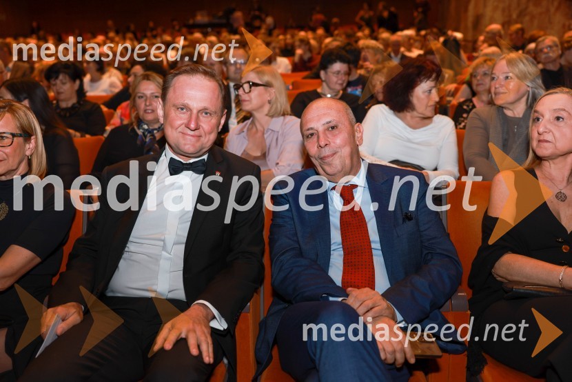 dr. Samo Peter Medved,  podžupan, Mestna občina Maribor ;  Carlo Campanile, veleposlanik Republike Italije v Slooveniji58. Borštnikovo srečanje, slavnostna otvoritev s predstavo La Tempesta / Vihar