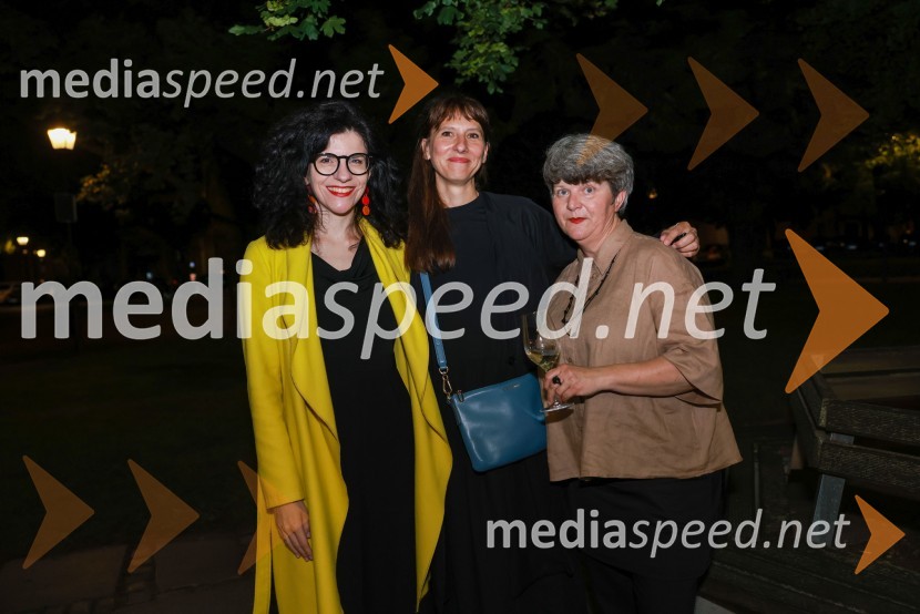  Jelka Vrečko, vodja kabineta župana MO Maribor;  Asja Grauf, flavtistka;  Mojca Redjko, samostojna kulturna delavka58. Borštnikovo srečanje, slavnostna otvoritev s predstavo La Tempesta / Vihar