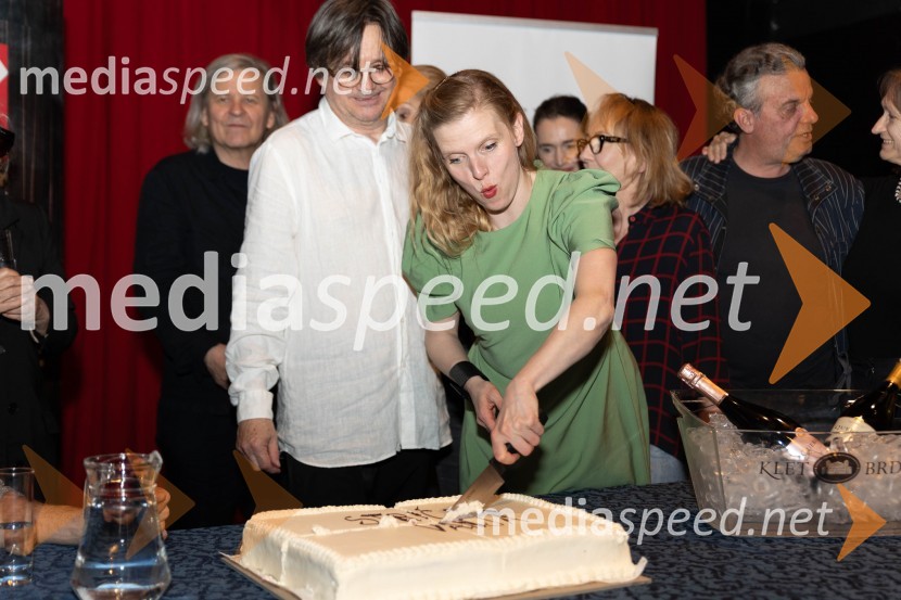  Maruša Majer, igralkaStriček Vanja, premiera v SNG Drama Ljubljana