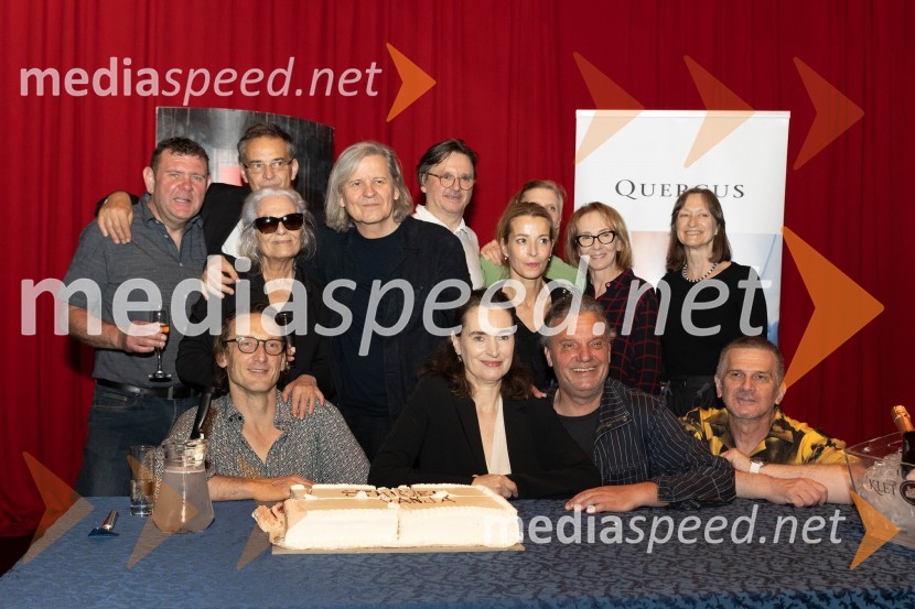  ... ;   Igor  Samobor, igralec;  Bjanka Adžić Ursulov, kostumografinja;  Marko  Mandić, igralec;  Janusz Kica, režiser;  Branko Šturbej, igralec;  Petra Govc, igralka;  Maša Derganc, igralka;  Maruša Majer, igralka;  Silva Čušin Povše, dramska igralka;  Valter Dragan, igralec;  ... ;  ... Striček Vanja, premiera v SNG Drama Ljubljana