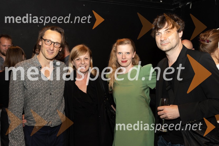  Marko  Mandić, igralec;  ... ;  Maruša Majer, igralka;  Branko Jordan, igralecStriček Vanja, premiera v SNG Drama Ljubljana