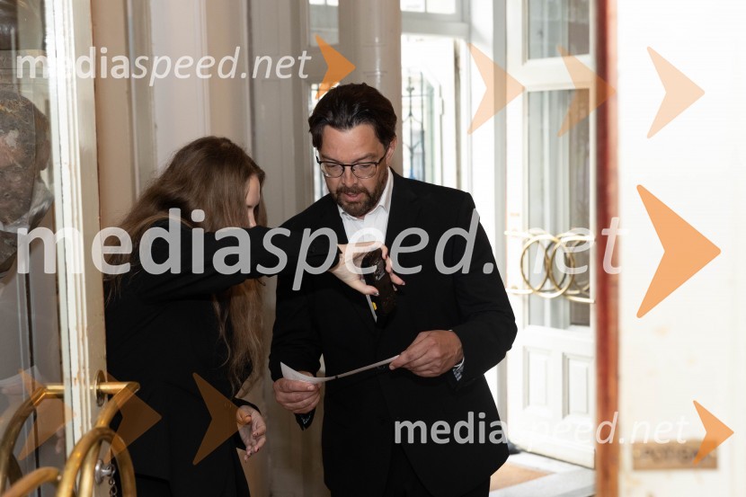  Marko  Hribernik, dirigent, umetniški direktor opereStriček Vanja, premiera v SNG Drama Ljubljana