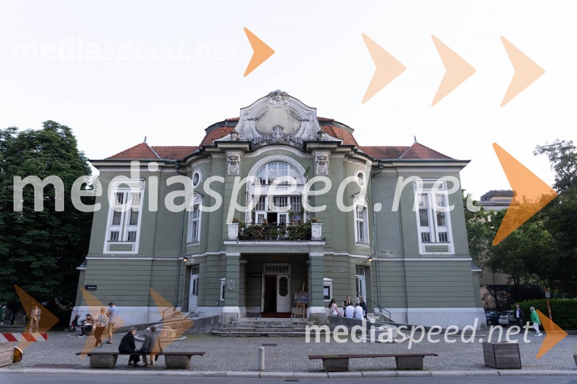 Striček Vanja, premiera v SNG Drama Ljubljana