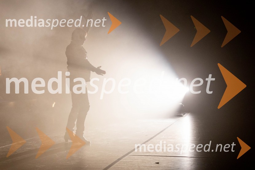  Tomaž Pačnik, glasbenikOdlaganje spominov, plesno glasbena suita