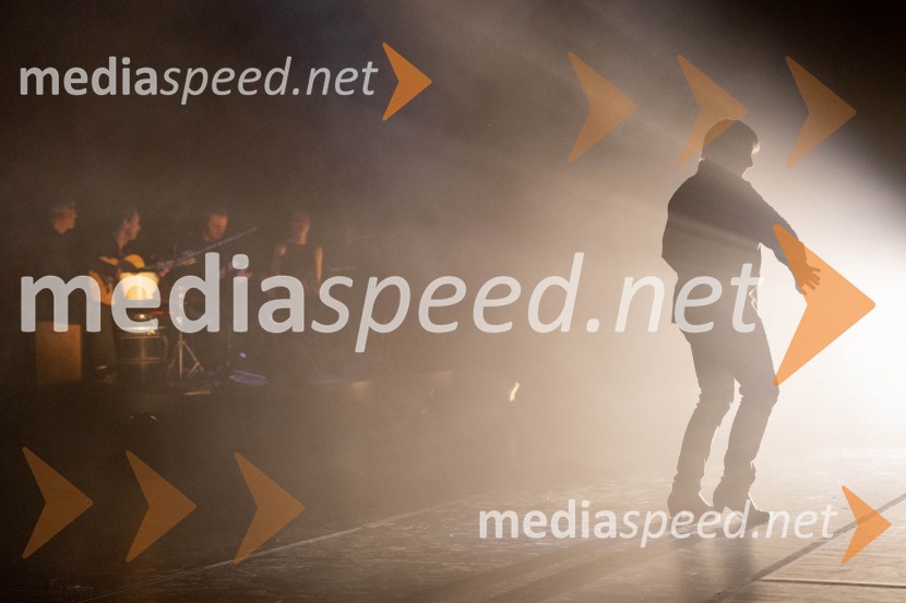  Tomaž Pačnik, glasbenikOdlaganje spominov, plesno glasbena suita