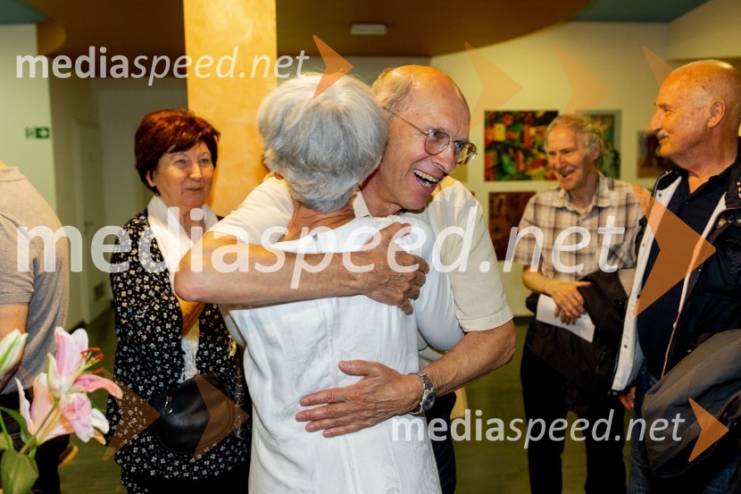 Odlaganje spominov, plesno glasbena suita