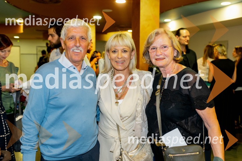  Janez Drvarič, košarkarski trener;  Barbra Jermann, urednica revije Suzy;  Majda DrvaričOdlaganje spominov, plesno glasbena suita