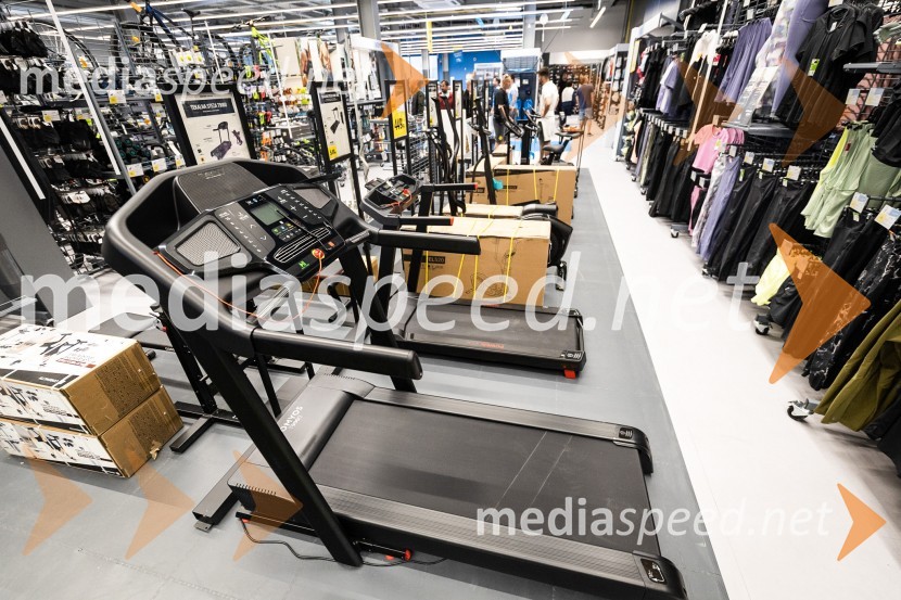 Decathlon odprl novo trgovino v Murski Soboti