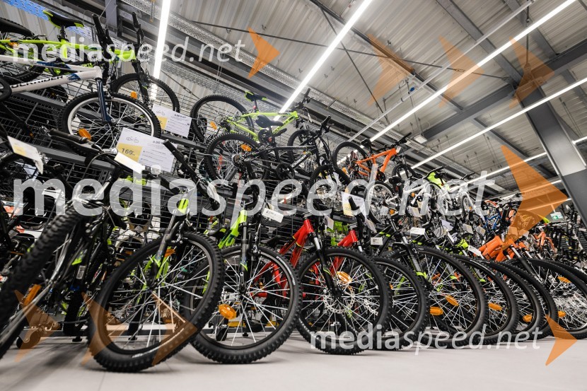 Decathlon odprl novo trgovino v Murski Soboti