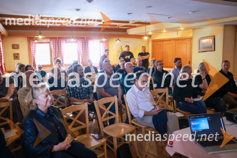 Volkswagen Amarok, predstavitev