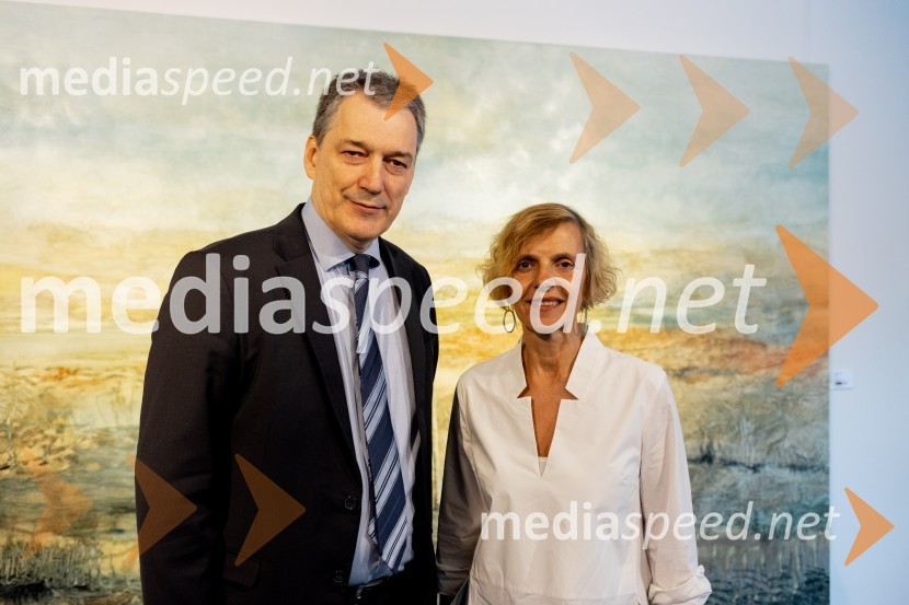  Matija Šenk, član uprave, Generali;  Apolonija Simon, umetnicaApolonija Simon z razstavo Globine vidnega v galeriji Generali