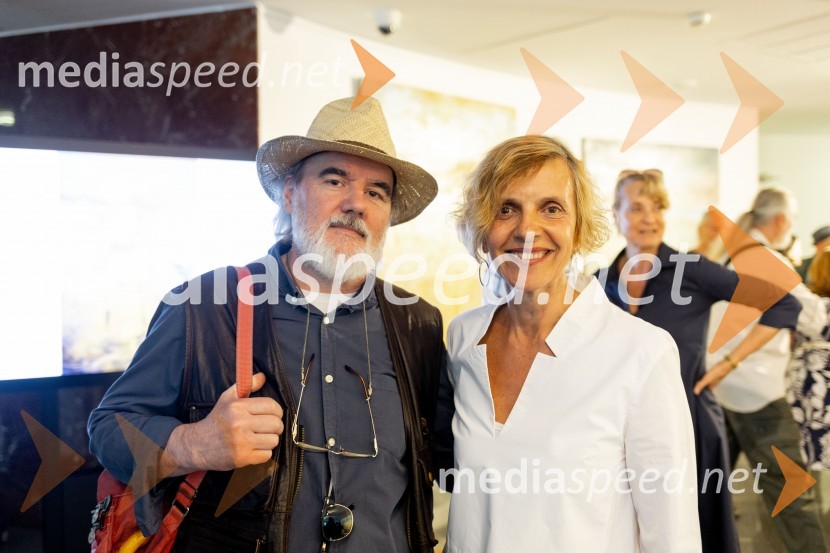  Andrej Pavlič, slikar;  Apolonija Simon, umetnicaApolonija Simon z razstavo Globine vidnega v galeriji Generali