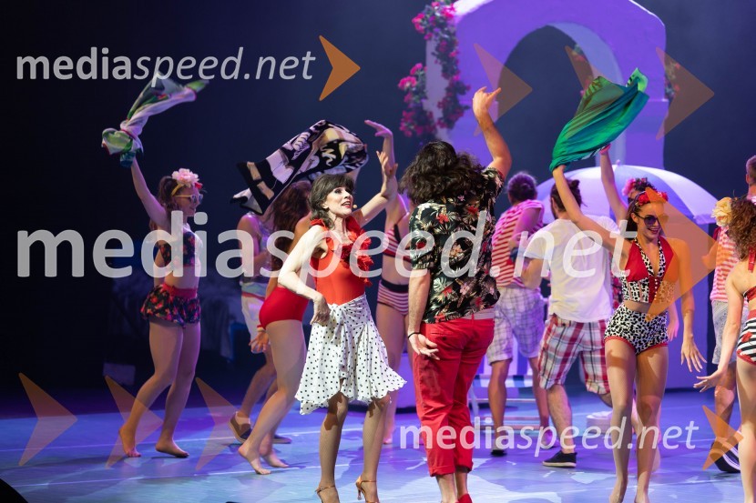  Damjana Golavšek, pevka;  ... Muzikal Mamma Mia, Ljubljana Festival 2023