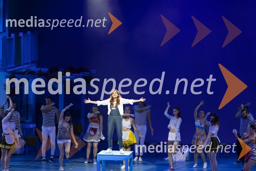  Simona  Vodopivec Franko, pevka, igralkaMuzikal Mamma Mia, Ljubljana Festival 2023