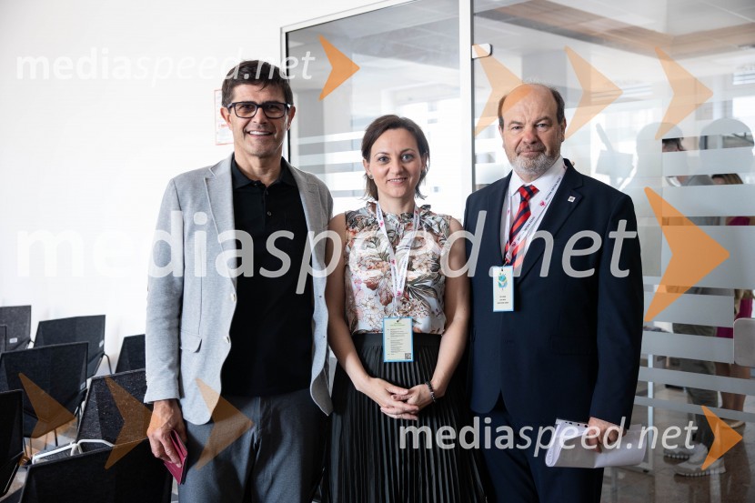  Matjaž Rakovec, župan Mestne občine Kranj;  ... ;  ... Think Green, Go Sustainable, mednarodna konferenca MO Kranj