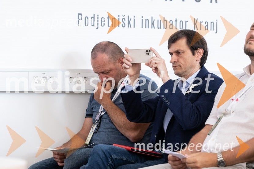  ... ;  Gregor Aljančič, Jamski laboratorij TularThink Green, Go Sustainable, mednarodna konferenca MO Kranj