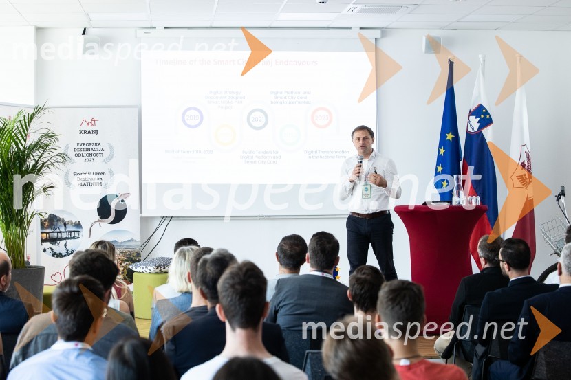 mag. Tomaž Lanišek, vodja Urada za razvoj, pametno skupnost in projekte na MOKThink Green, Go Sustainable, mednarodna konferenca MO Kranj