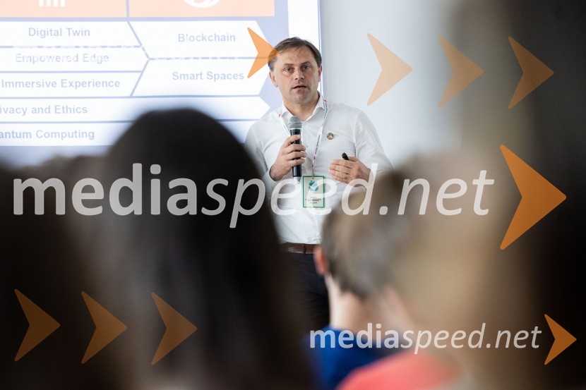 mag. Tomaž Lanišek, vodja Urada za razvoj, pametno skupnost in projekte na MOKThink Green, Go Sustainable, mednarodna konferenca MO Kranj