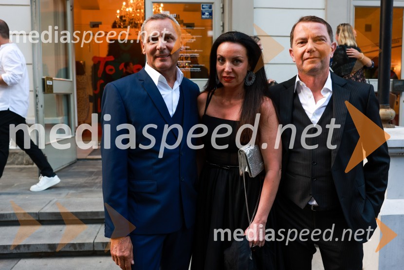  Danilo Rošker, direktor SNG Maribor;  Tijana Orešič Barač, dr. med. specialistka dermatologije;  Tomaž Orešič, podpredsednik skupine Resalta58. Borštnikovo srečanje, sklepna slovesnost s podelitvijo nagrad