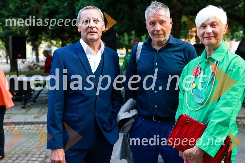  Danilo Rošker, direktor SNG Maribor;  Bojan Požar, publicist, lastnik portala Požareport.si in predsednik stranke Lista novinarja Bojana Požarja;  Barbra Drnač, novinarka, plesalka, koreografinja in televizijska voditeljica58. Borštnikovo srečanje, sklepna slovesnost s podelitvijo nagrad