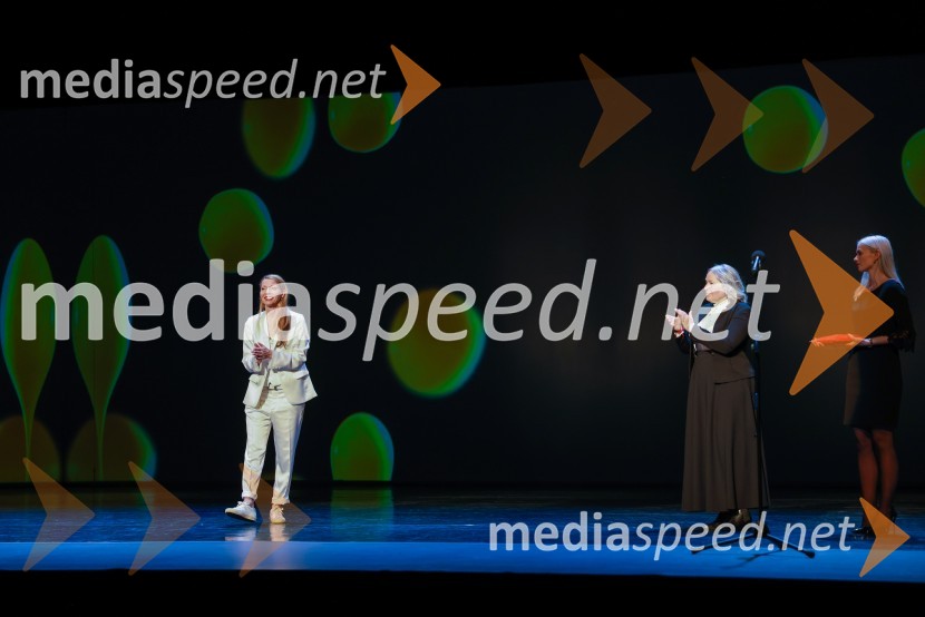  Nataša Matjašec Rošker, igralka;  Milada Kalezić, igralka;  ... 58. Borštnikovo srečanje, sklepna slovesnost s podelitvijo nagrad