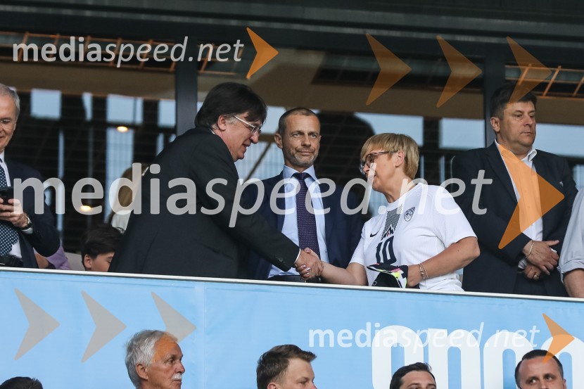 ... ;  Aleksander Čeferin, odvetnik in predsednik UEFE; dr. Nataša Pirc Musar, predsednica Republike SlovenijeSlovenija remizirala z Dansko, kvalifikacije za evropsko prvenstvo 2024