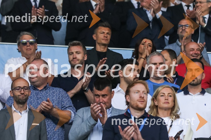  Denis Avdić, voditelj;  Miha Deželak, radijski voditelj, humanitarecSlovenija remizirala z Dansko, kvalifikacije za evropsko prvenstvo 2024