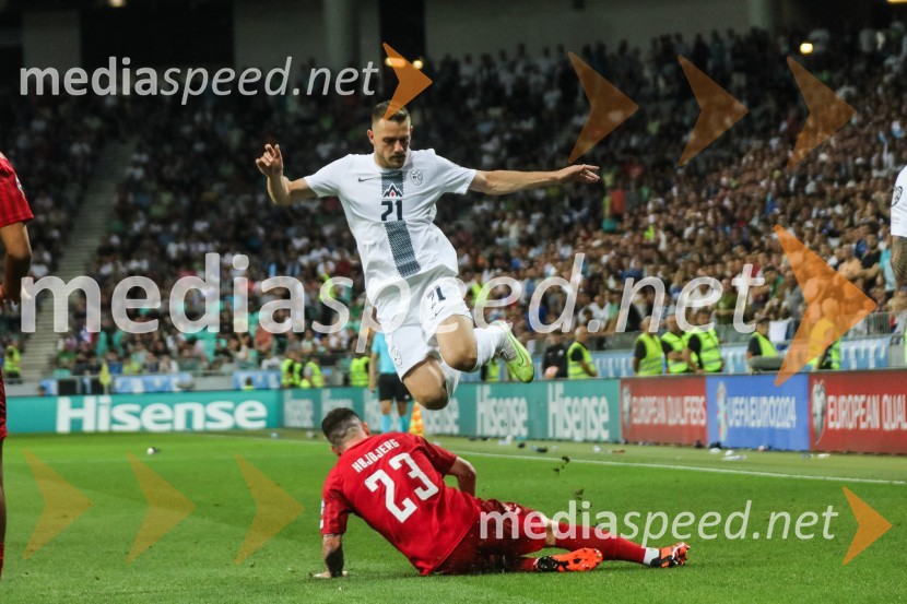  ... ;  Timi Max Elšnik, nogometašSlovenija remizirala z Dansko, kvalifikacije za evropsko prvenstvo 2024