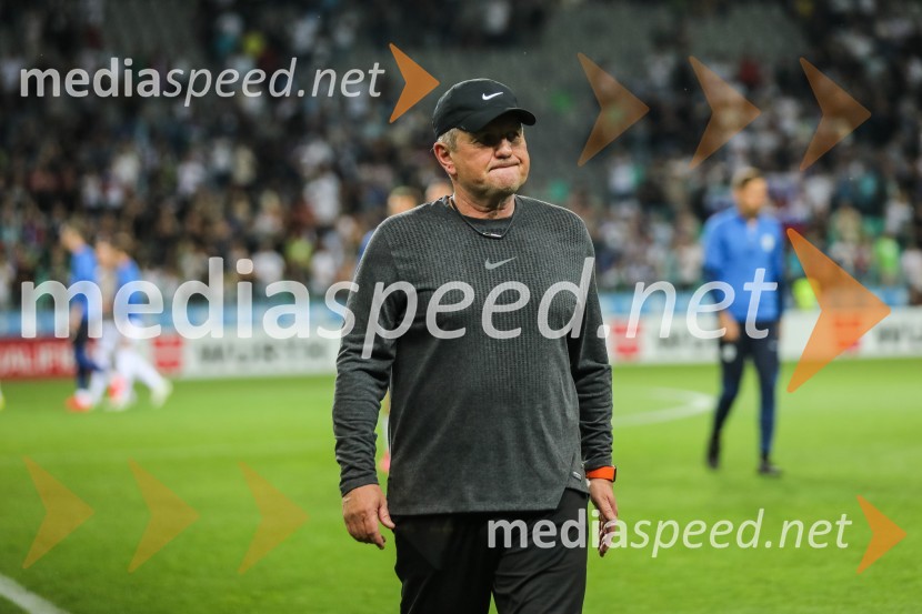  Matjaž Kek, selektor slovenske nogometne reprezentanceSlovenija remizirala z Dansko, kvalifikacije za evropsko prvenstvo 2024