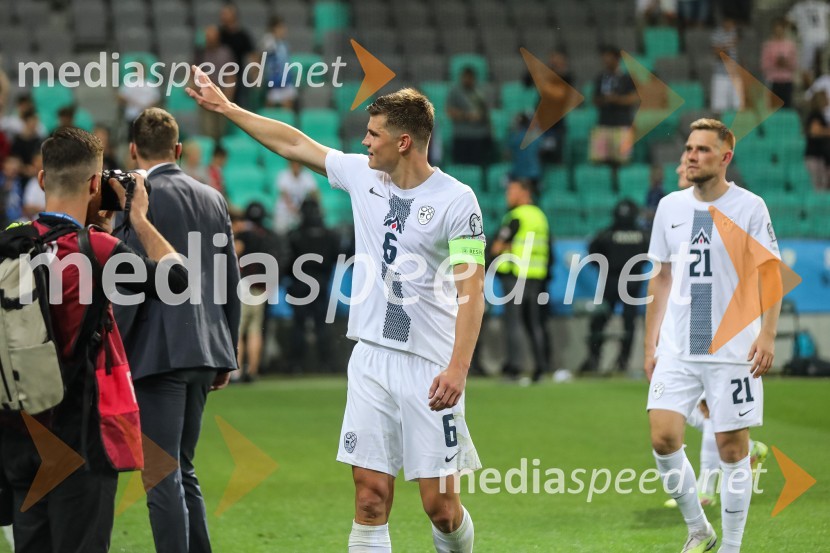  Jaka Bijol, nogometašSlovenija remizirala z Dansko, kvalifikacije za evropsko prvenstvo 2024