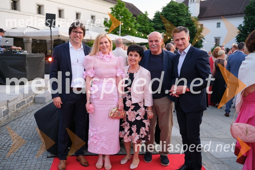  ... ;  ... ;  Branka Neffat, častna predsednica, Pravniško društvo Ljubljana;  ... ;  Milan Martin Cvikl, viceguverner Banke Slovenije22. Kresna noč Lions kluba Ljubljana Iliria