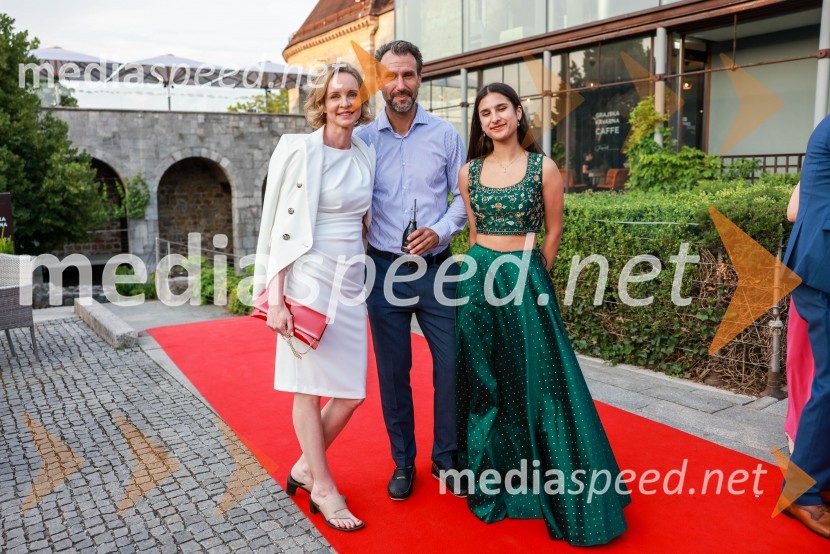  Tina Malešič;  ... ;  ... 22. Kresna noč Lions kluba Ljubljana Iliria
