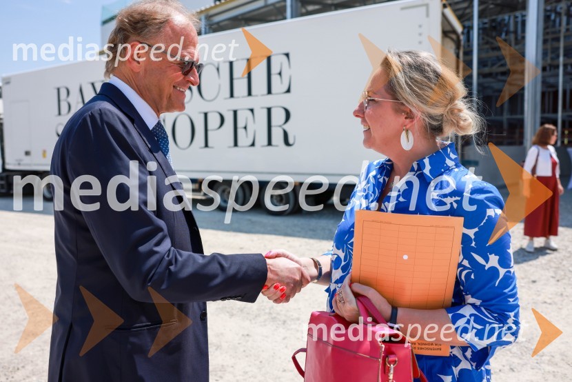  Janez  Škrabec, direktor Riko d.o.o.;  ... Slovenski Riko do novega poslovnega mejnika v Nemčiji