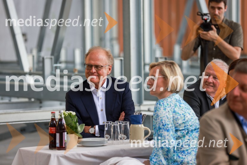  Janez  Škrabec, direktor Riko d.o.o.Slovenski Riko do novega poslovnega mejnika v Nemčiji